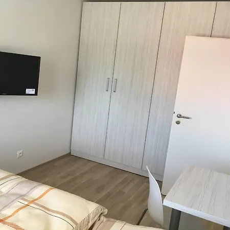 Appartement Za Zameckym Parkem Mnichovo Hradiště